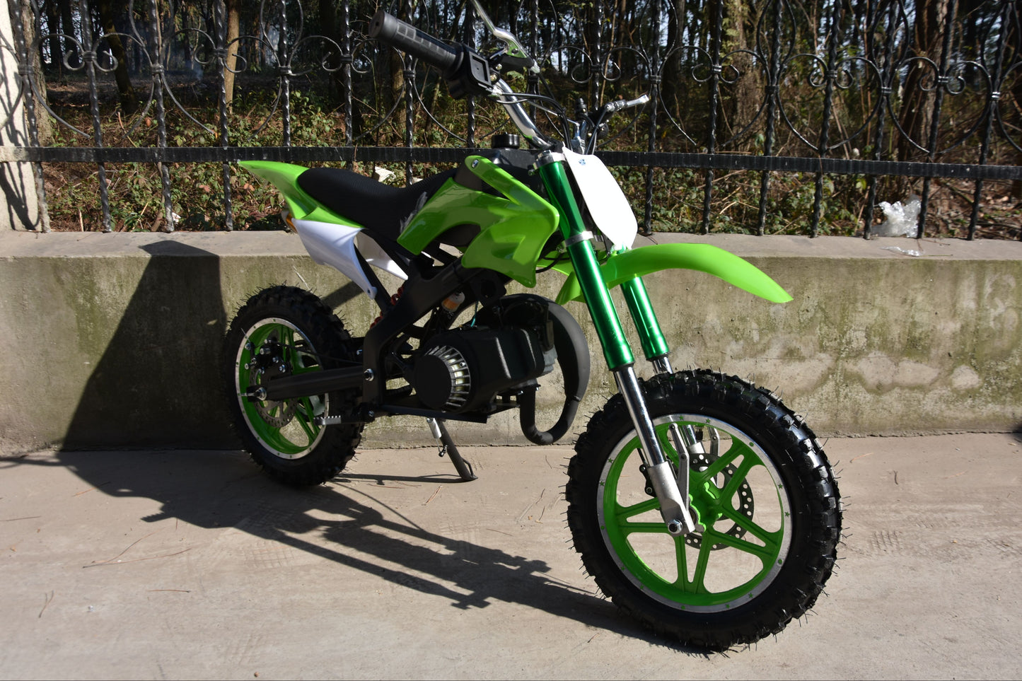 49cc Kids Dirt Bike, Ages 6+ - Mini Moto, Twist & Go, Green - Junior Pit Bike